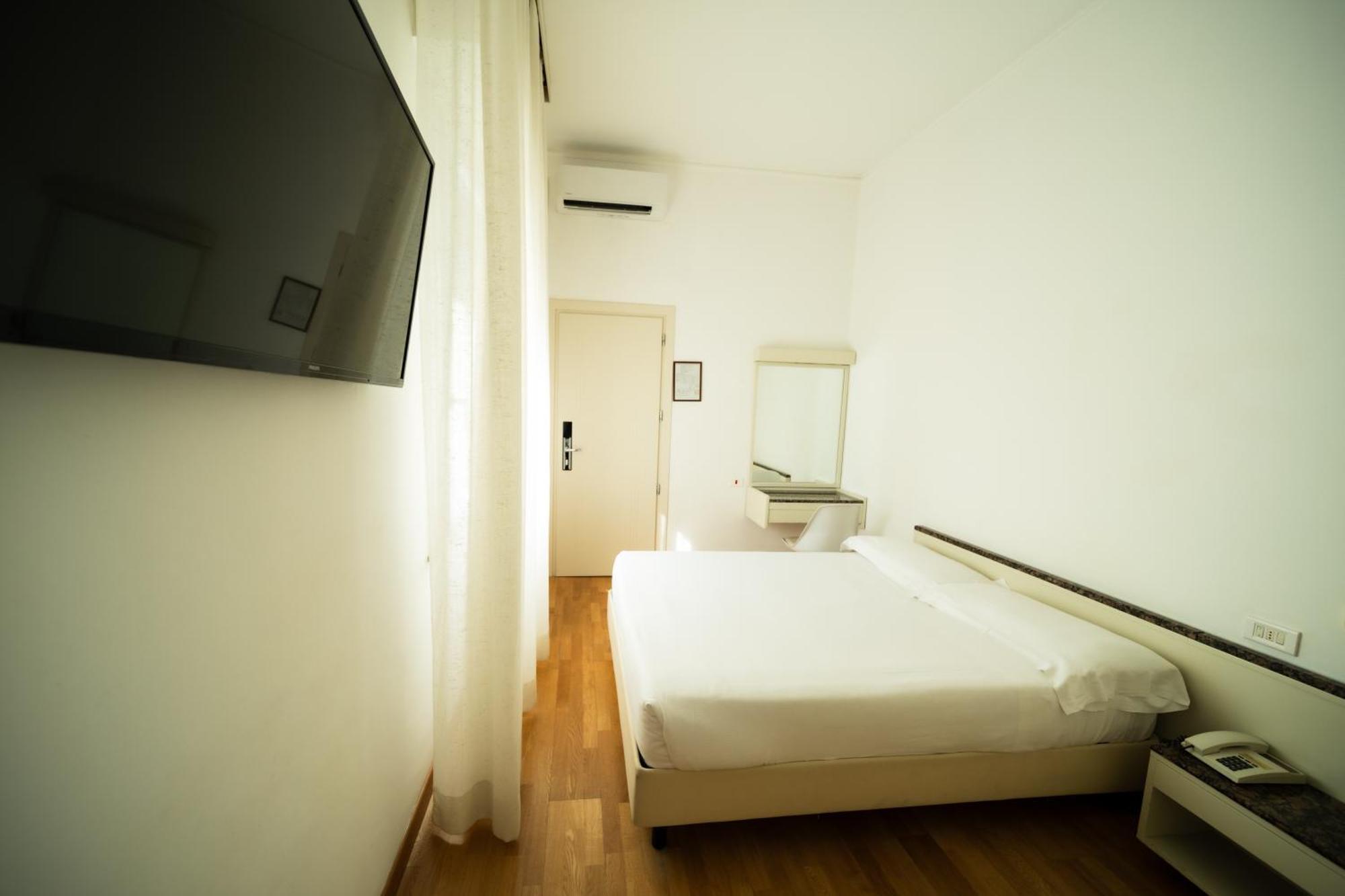 Hotel Rosabianca Rimini Eksteriør billede