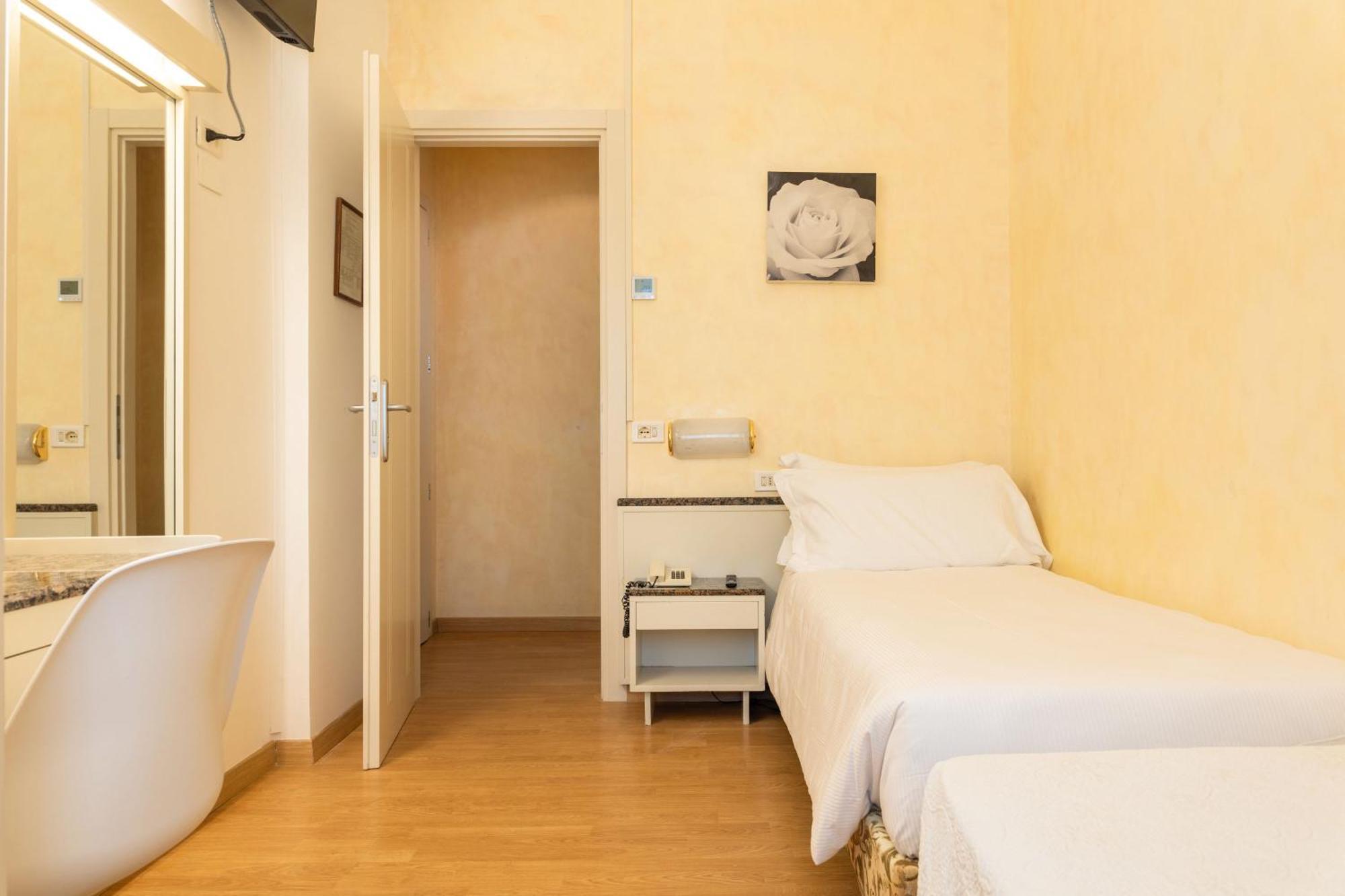 Hotel Rosabianca Rimini Eksteriør billede