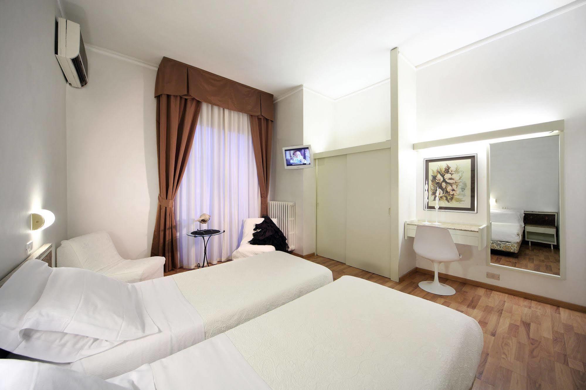 Hotel Rosabianca Rimini Eksteriør billede